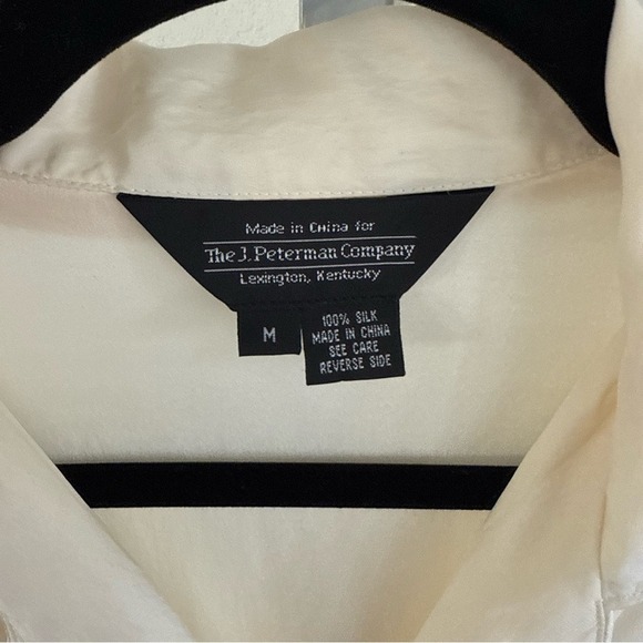 The J. Peterman Company 100% Silk Pajama Shirt Cream Button Down Top M Luxury - Picture 5 of 8